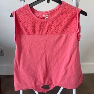 Girls XL coral top.